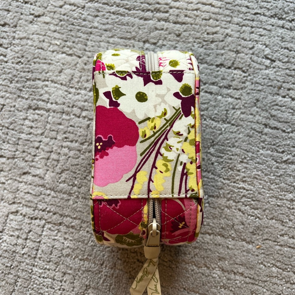 Vera Bradley Floral Quilted Jewelry Case - Picture 6 of 13